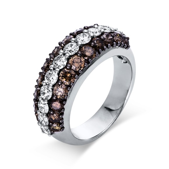 ring 18 kt WG, setting black rhodium plated